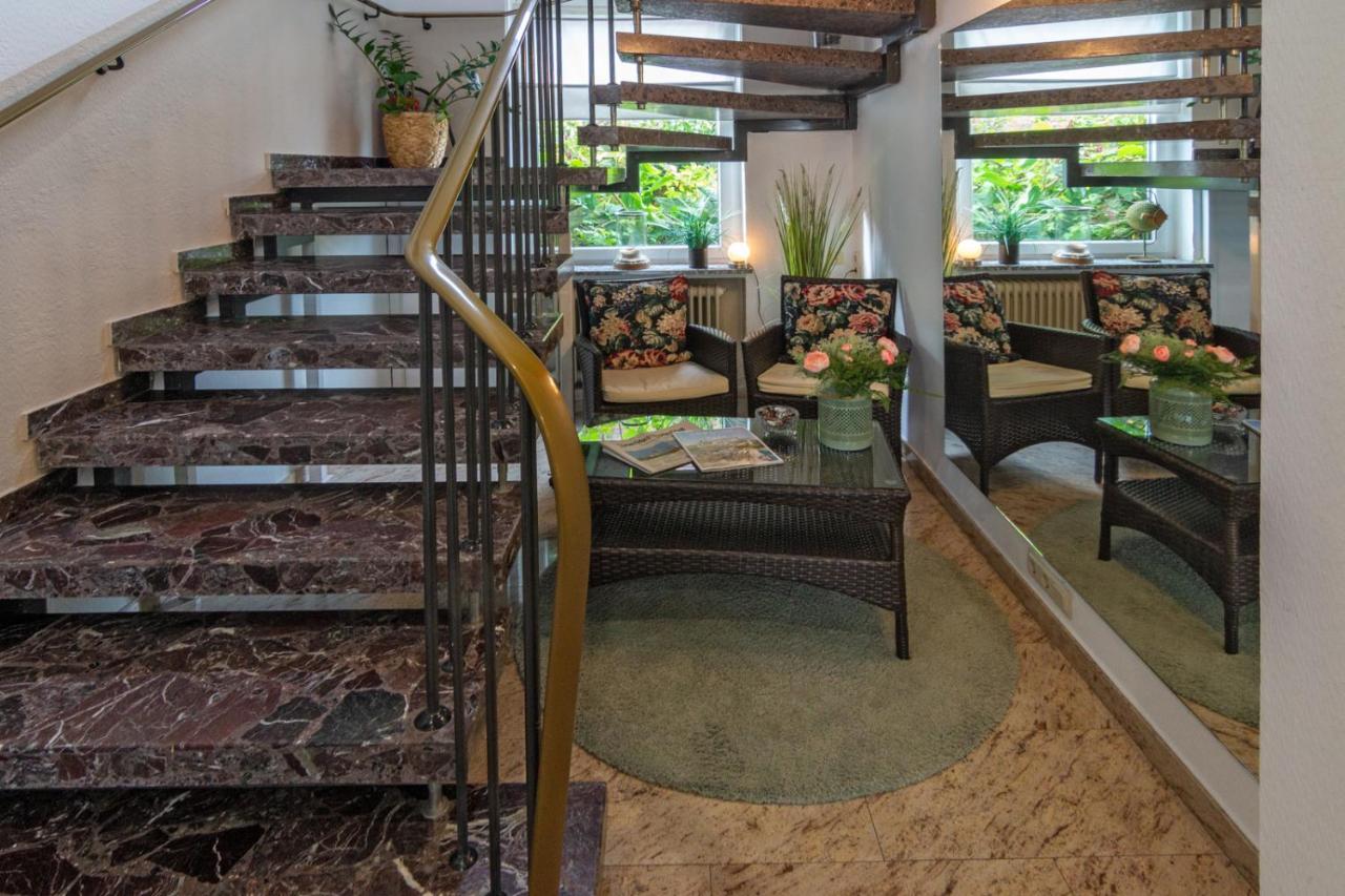 Hotel Am Elisabethufer Йевер Экстерьер фото